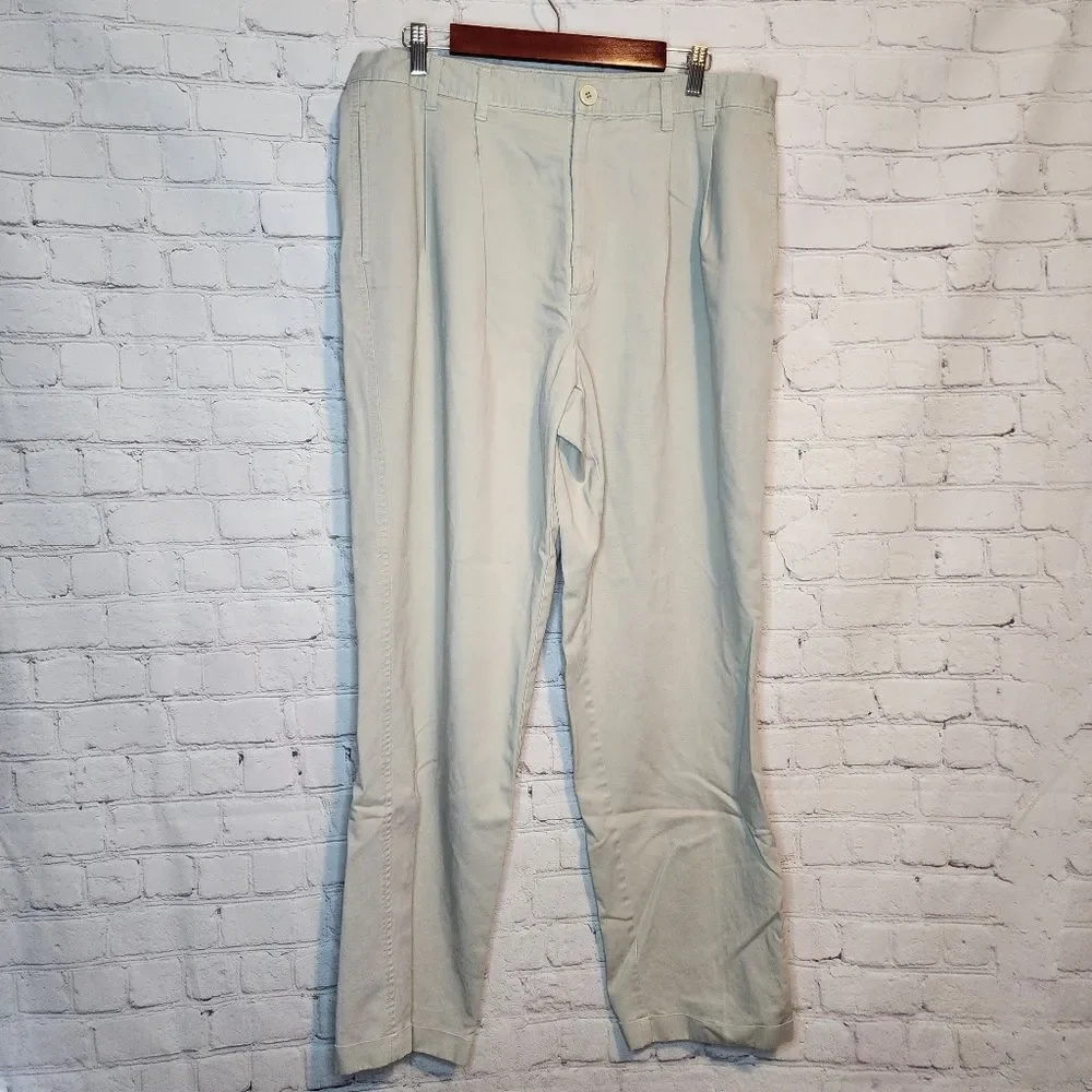 Men's Eddie Bauer khaki pants, size 32 X 32